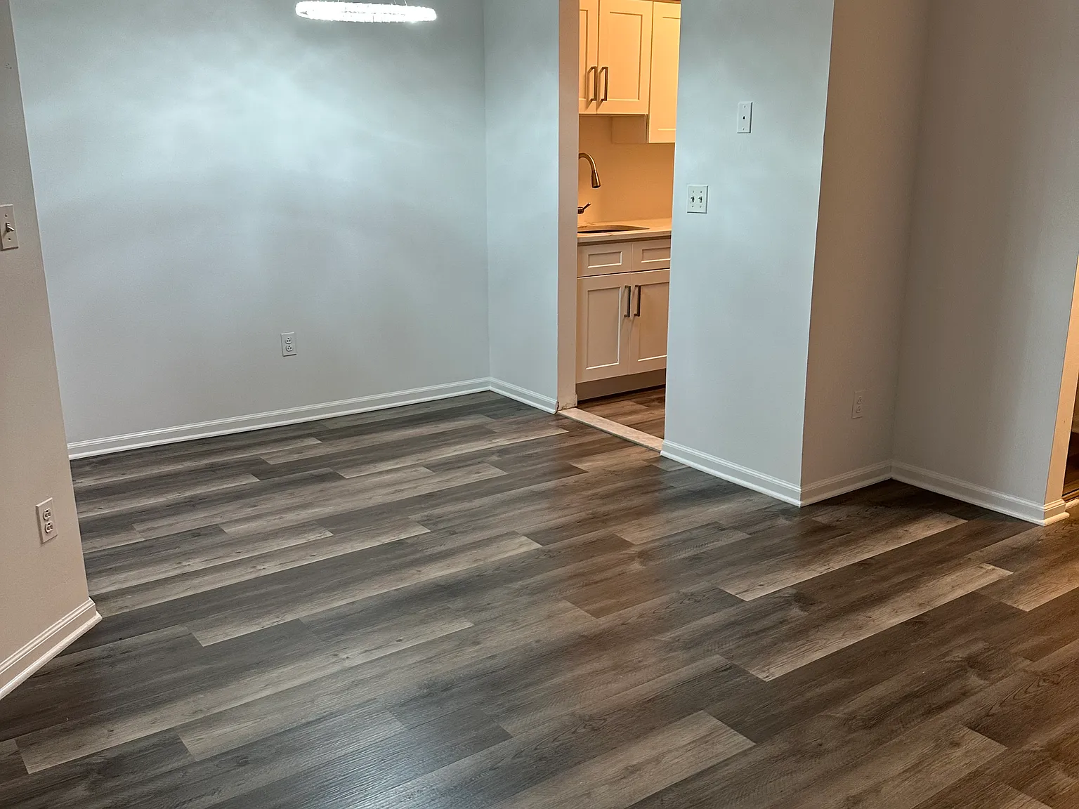 2 bed, 1.5 bath, 900 sqft, $2,350 — Photo 4