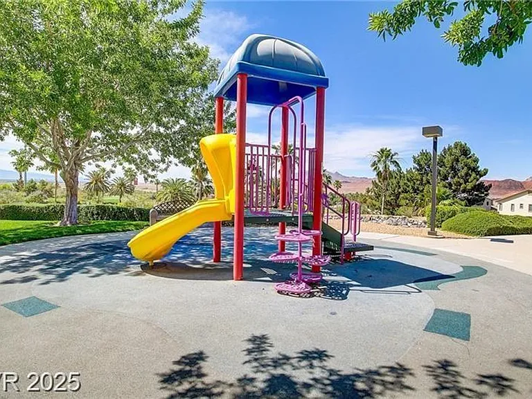 305 Via Franciosa Dr — Photo 48