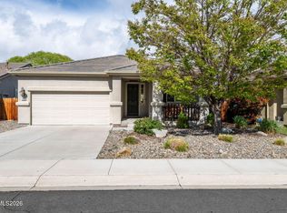 916 Lakeview Dr, Dayton, NV 89403