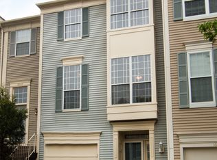 16820 Miranda Ln, Woodbridge, VA 22191