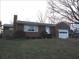 5th image of 59 Sharon Ln