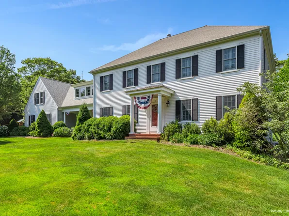 41 Lakeview Drive, Centerville, MA 02632