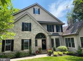 7 Fall Brooke Rd, Newark, DE 19711