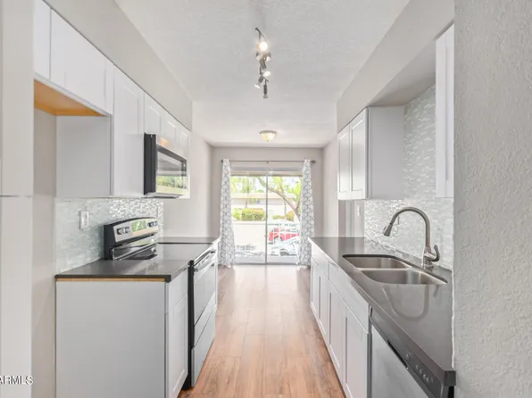 5630 S BOUNTY Court #E, Tempe, AZ 85283