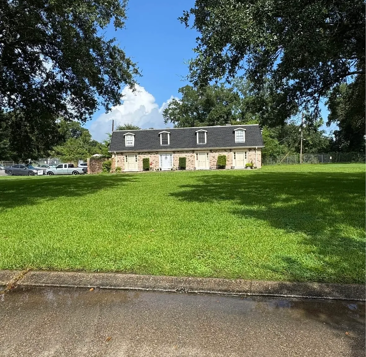 2 bed, 1.5 bath, $1,450 — Photo 1