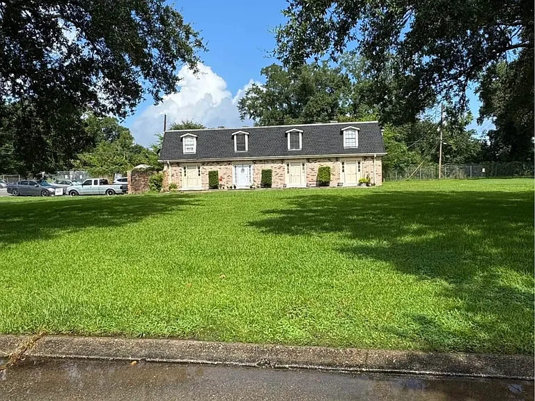 314 S Concord Rd #A — Photo 1