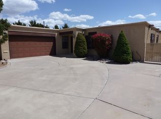 9408 Camino Del Sol NE, Albuquerque, NM 87111