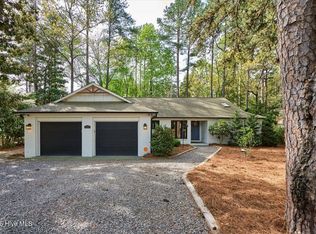 2 Salem Ln, Pinehurst, NC 28374