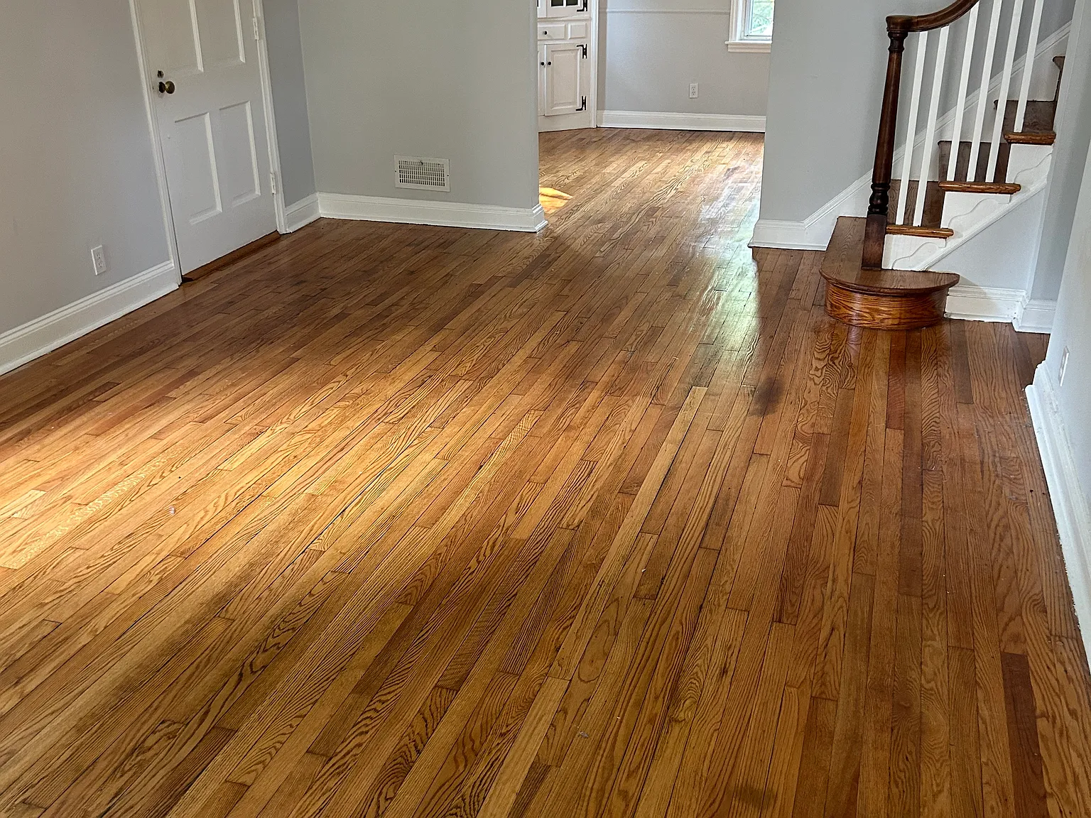 101 Sunset Dr — Photo 3