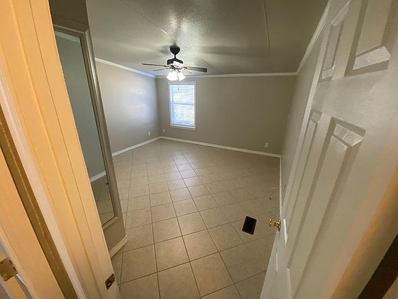 5th image of 103 Julia Ln