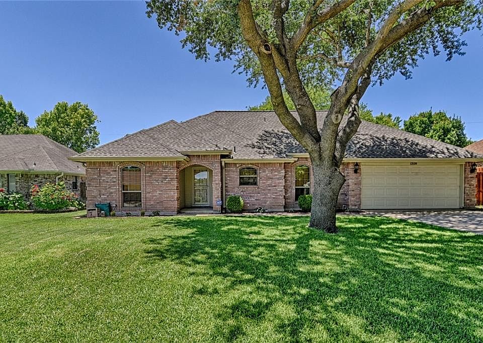1st image of 1328 Lampasas Dr