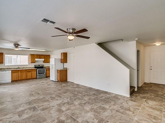 2nd image of 620 E Woodsman Pl