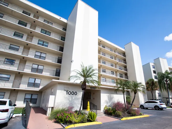 1000 Cove Cay Dr Unit 2F, Clearwater, FL 33760