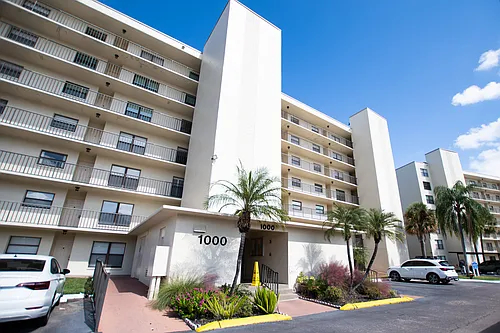 1000 Cove Cay Dr #2F Photo 1