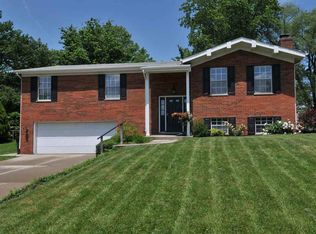 864 Wesley Dr, Villa Hills, KY 41017