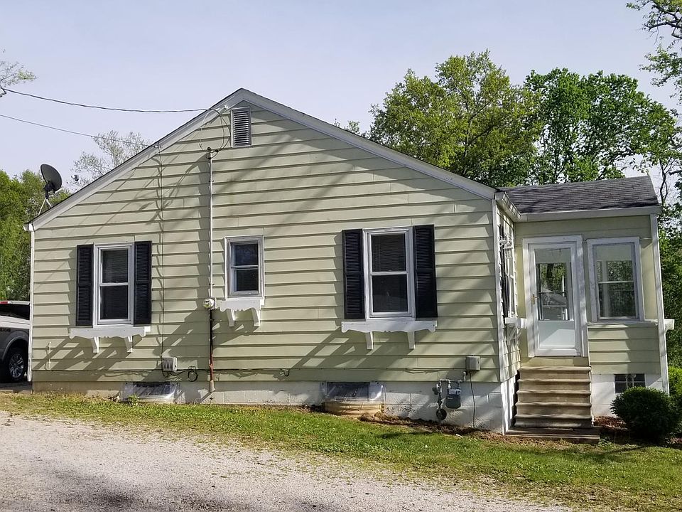 5303 Pierce Ln, Godfrey, IL 62035 | Zillow