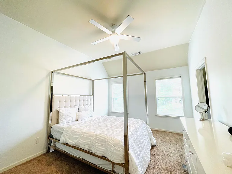 276 Lakestone Pkwy — Photo 47