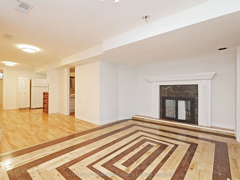 212 Glebemount Ave #LOWER — Photo 3