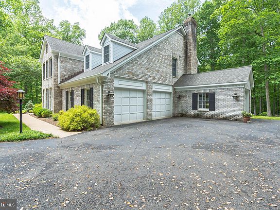 2nd image of 5864 Old Dominion Ct