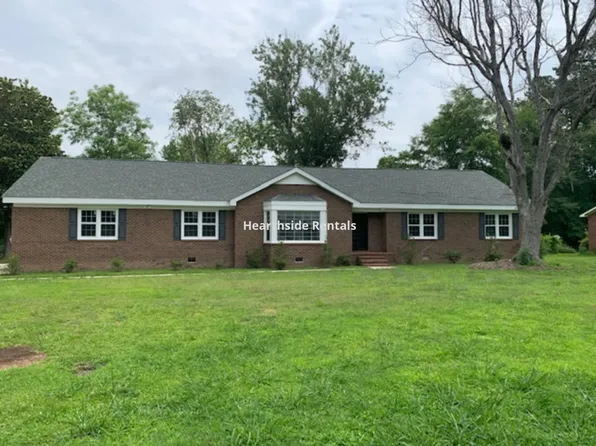 112 Lakeview Dr, Greenville, NC 27858