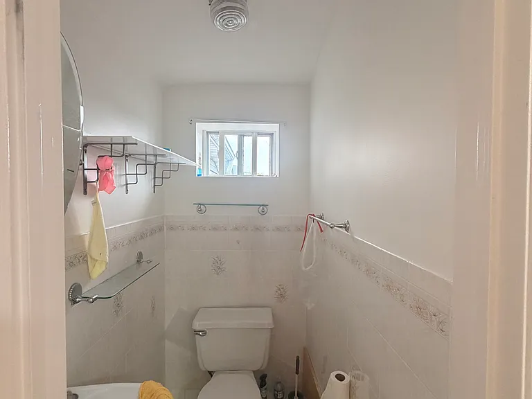 31 Elmtree Ave #2 — Photo 5