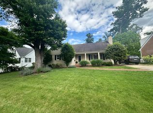 6211 Arkendale Rd, Alexandria, VA 22307