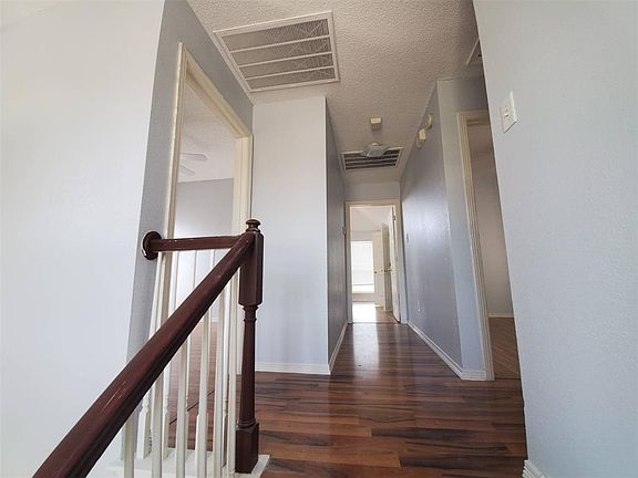 2nd image of 1933 Bachman Ct