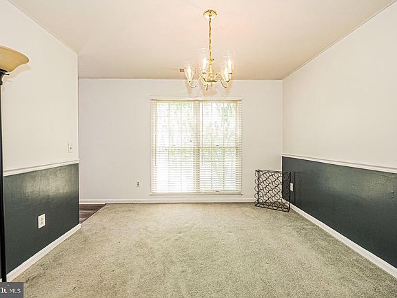 3rd image of 123 Etnam St
