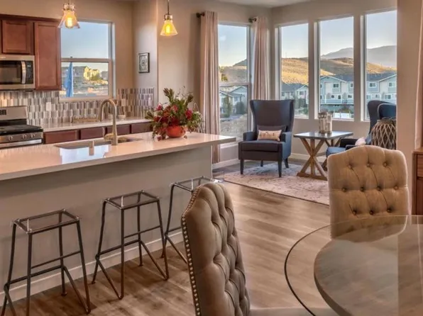 595 Logan Jacob Ln, Reno, NV 89503