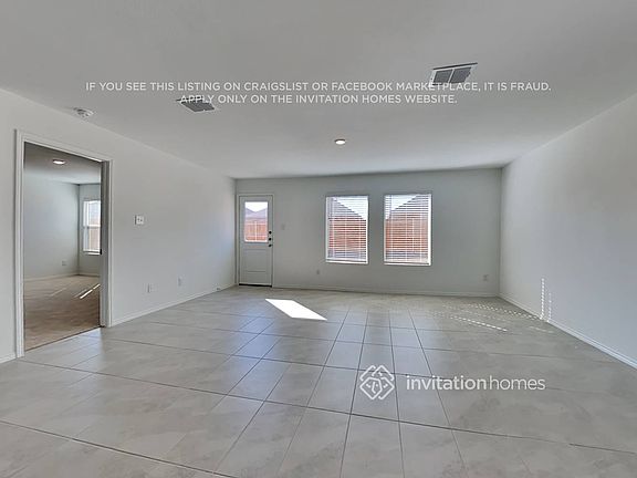 3rd image of 1136 Catclaw Rd