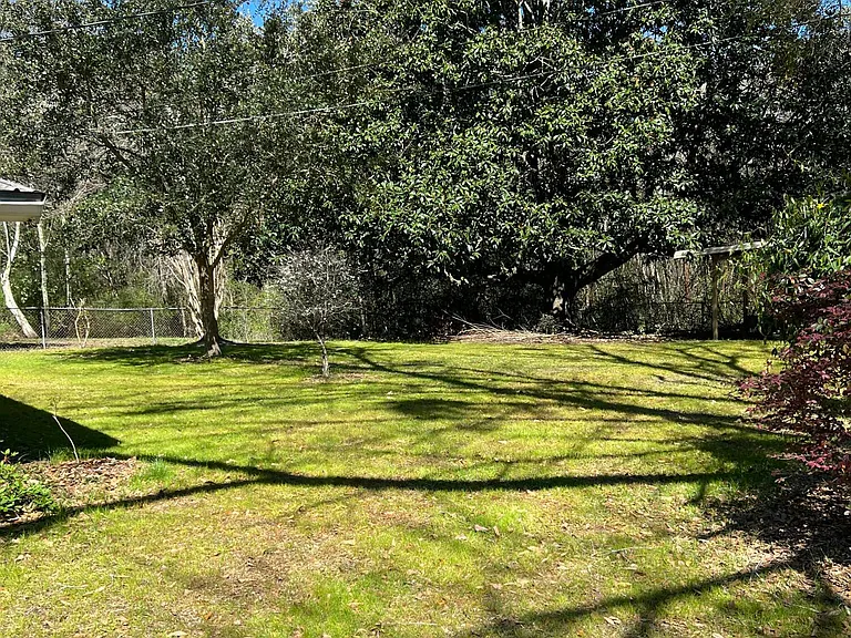 2 Fleetwood Pl — Photo 21