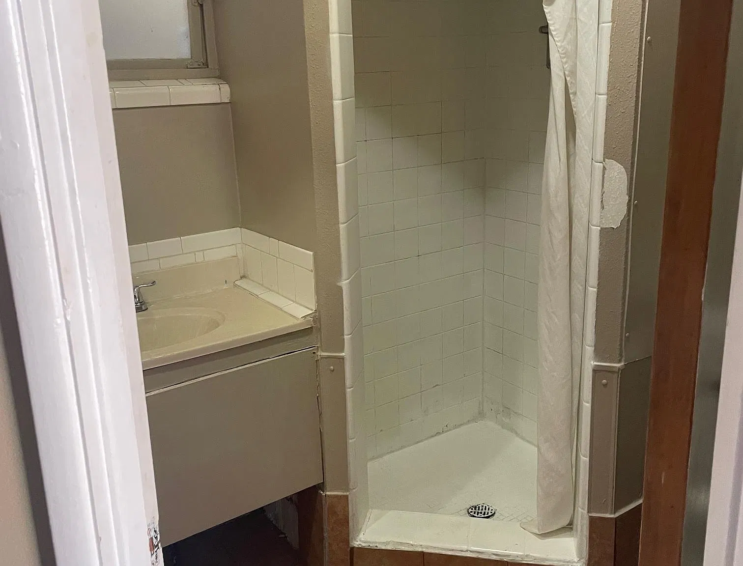 1 bed, 400 sqft, $800 — Photo 3