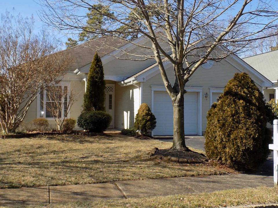 1st image of 46 Summerwinds Dr