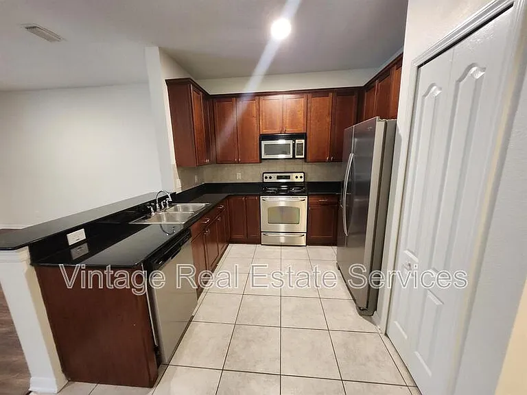 9333 Stone River Pl — Photo 9