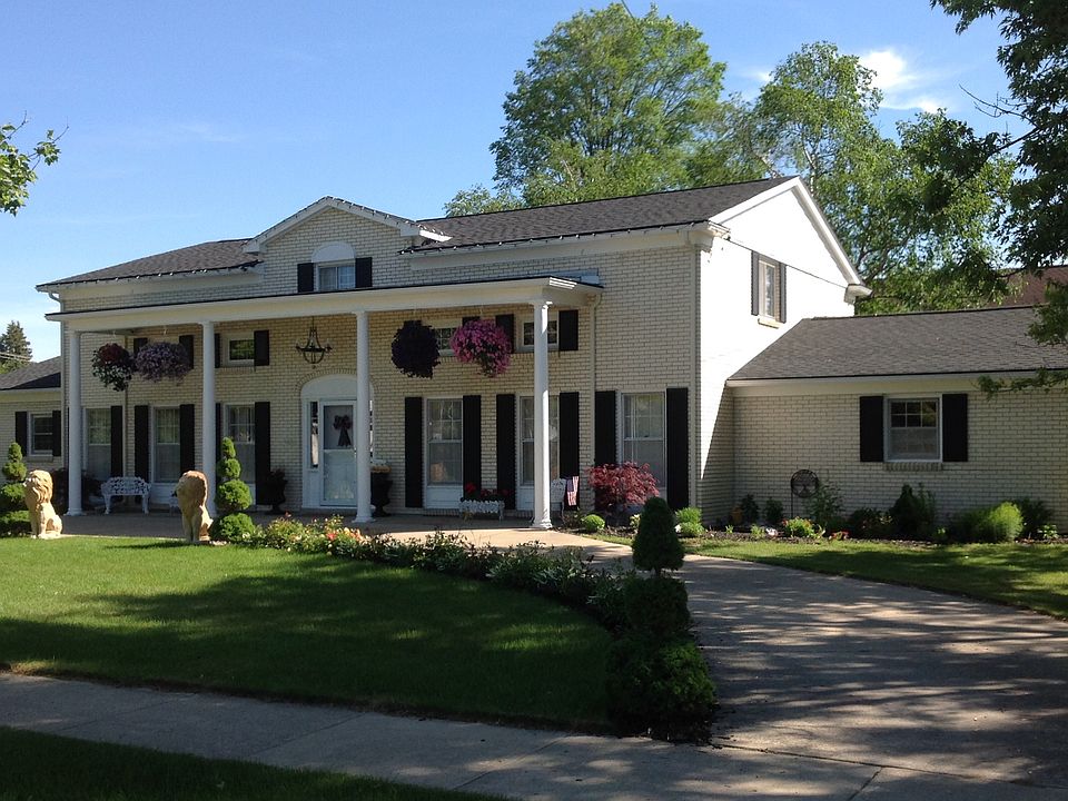 1st image of 600 Peninsular Ave