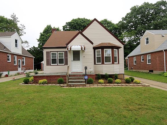 2nd image of 48 Tulip Ln