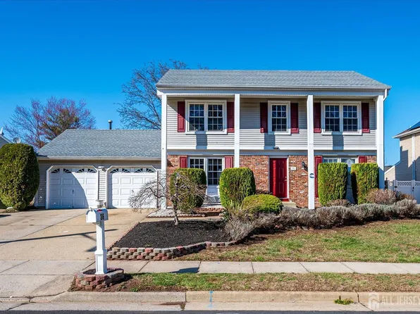 36 Lavender Dr, Edison, NJ 08820