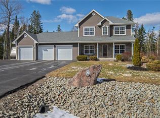8 Blue Jay Ct, Hanwell, NB E3C0K8