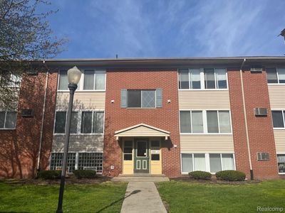 7346 Central St APT 2, Westland, MI, 48185