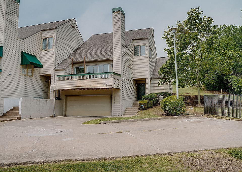 Front & Guest Parking