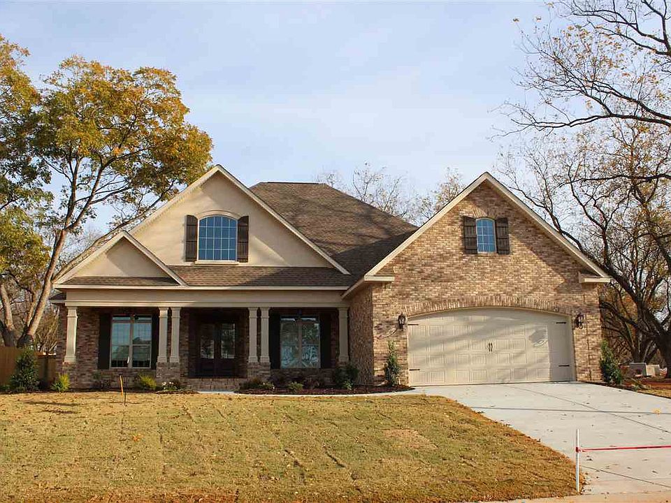 1st image of 202 Angelina Grace Dr