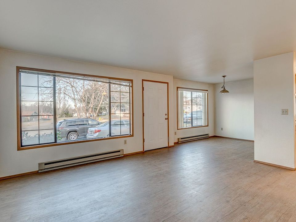 0112701 SE 8th 701 SE 8th Ave Oak Harbor WA Zillow