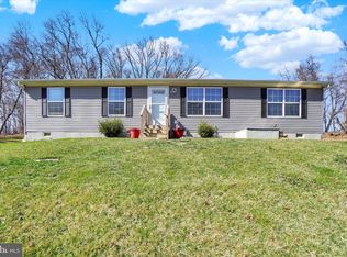 10682 Enfield Rd, Felton, PA 17322