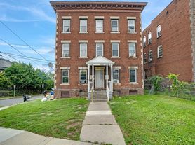 314-316 Bellevue St, Hartford, CT