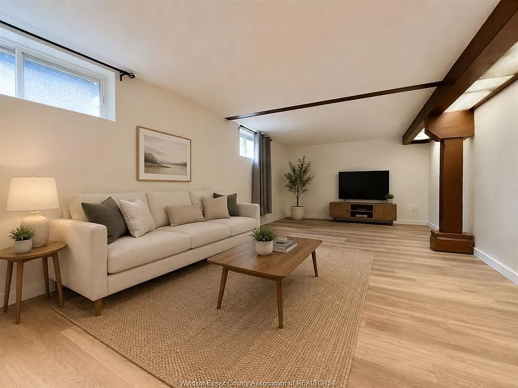 1 bed, $1,200 — Photo 2