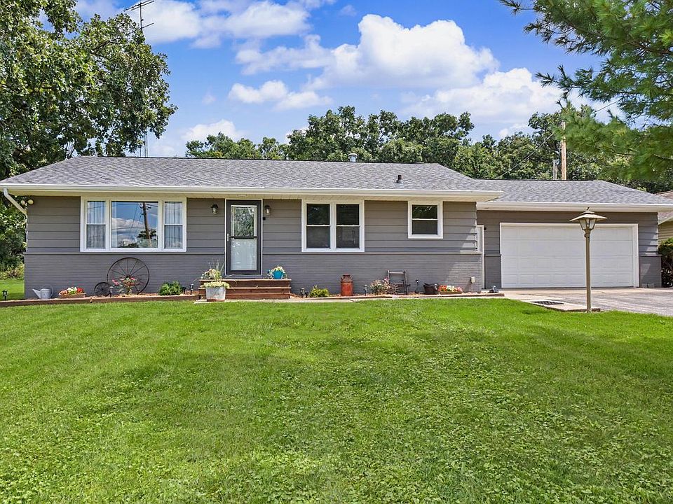 1st image of 7637 128th AVENUE
