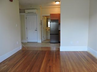77 Hancock St APT 10, Cambridge, MA 02139