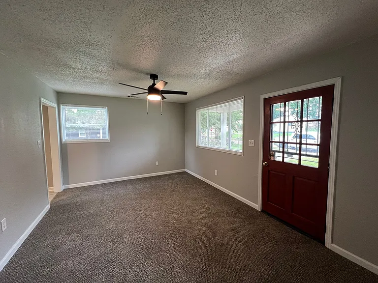 364 Elder Rd — Photo 4
