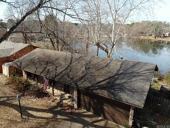 2nd image of 1406 E Twin Lakes Dr