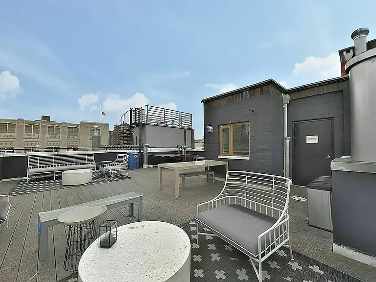 324 Grand St #3B — Photo 14